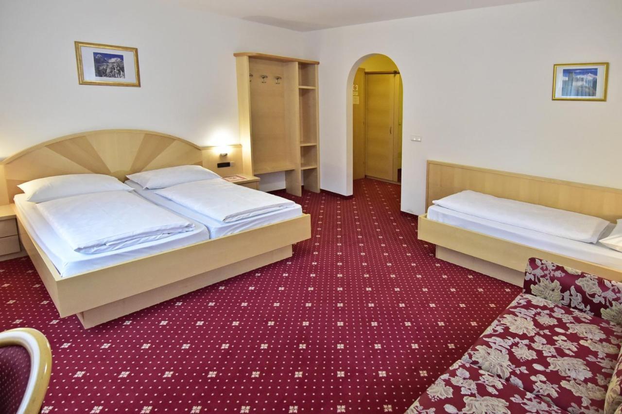 Zimmervermietung Zum Weissen Roessl Sarentino Extérieur photo