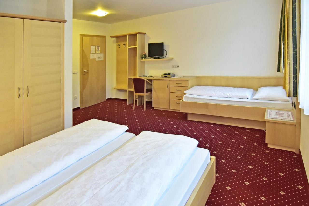 Zimmervermietung Zum Weissen Roessl Sarentino Extérieur photo